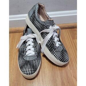 Stuart Weitzman Gaming Black Graphic Print Sneakers 6.5